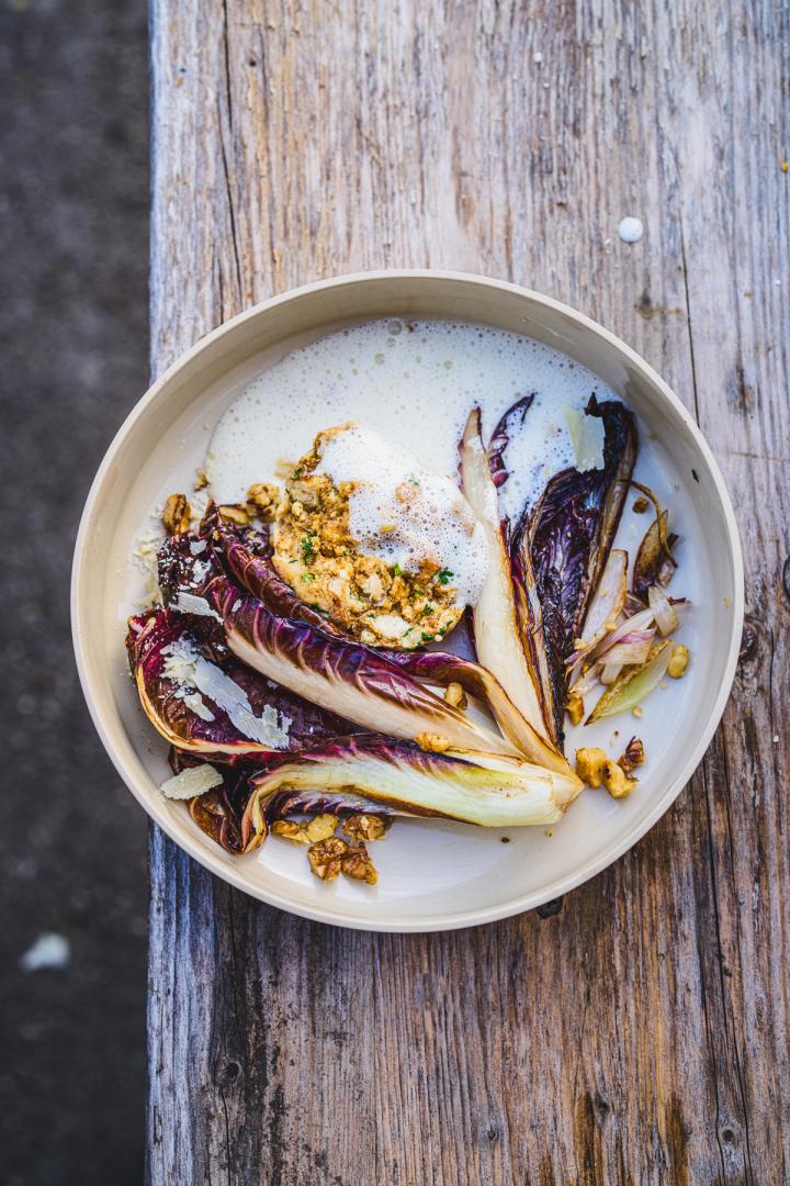 Gebratener Radicchio mit Laugenknödel