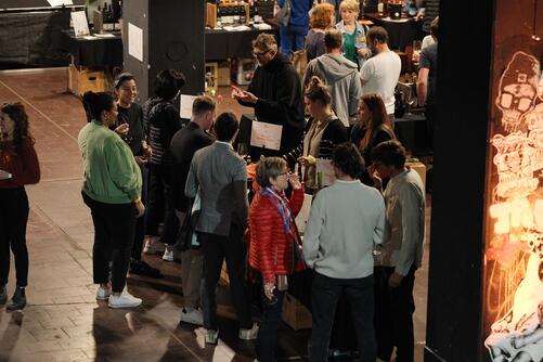 Besucher:innen der Biodynamic Wine Fair